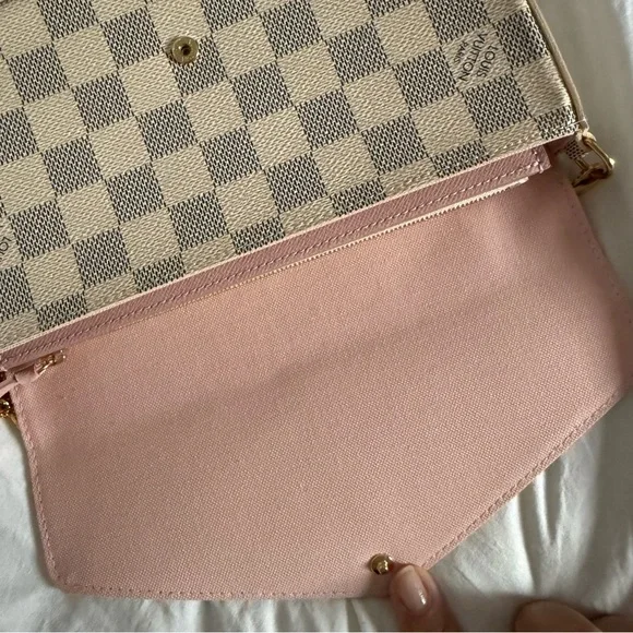 Louis Vuitton Félicie Pochette Damier Azur - Picture 9 of 16